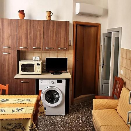 奇斯泰尼诺Casa Della Nonna别墅 外观 照片