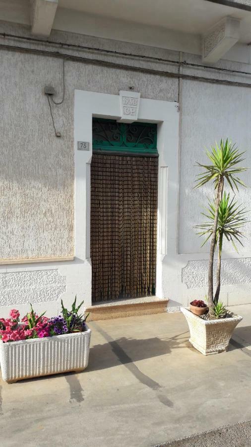 奇斯泰尼诺Casa Della Nonna别墅 外观 照片